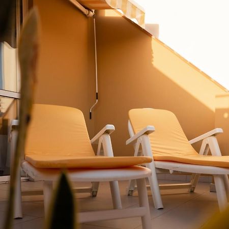 Homeforguest Atico Martina Con Terraza En Los Cristianos ロスクリスティアーノス エクステリア 写真